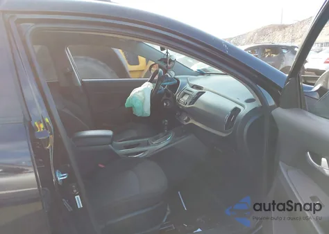 2015 Kia Sportage Lx z USA, uszkodzony, nr VIN KNDPB3ACXF7748080